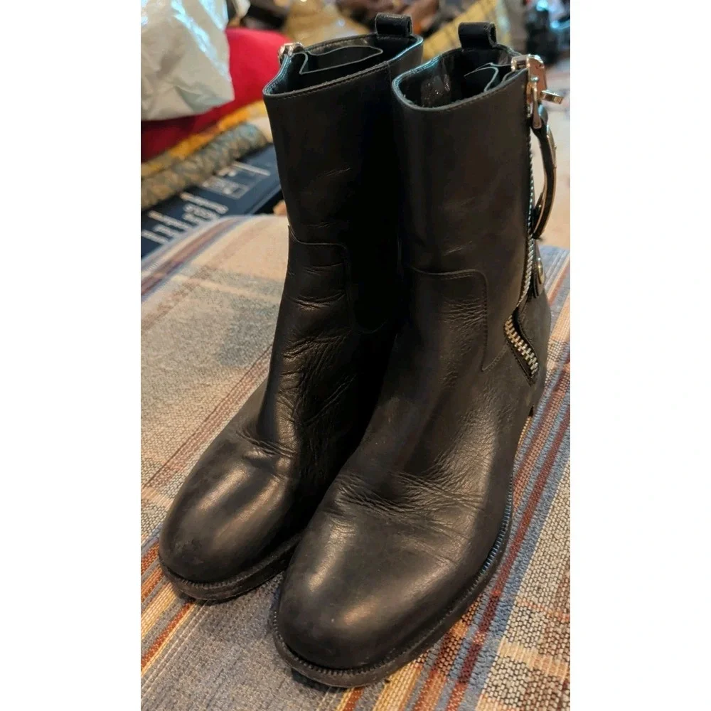 Salvatore Ferragamo Leather Ankle Moto Black Leather Boots Womens Size 6.5 B